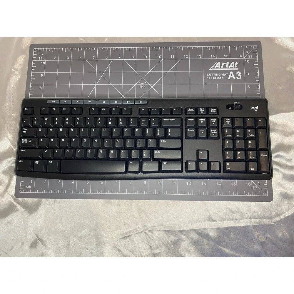Logitech K270 Wireless Keyboard Untested FOR PARTS- No USB Receiver